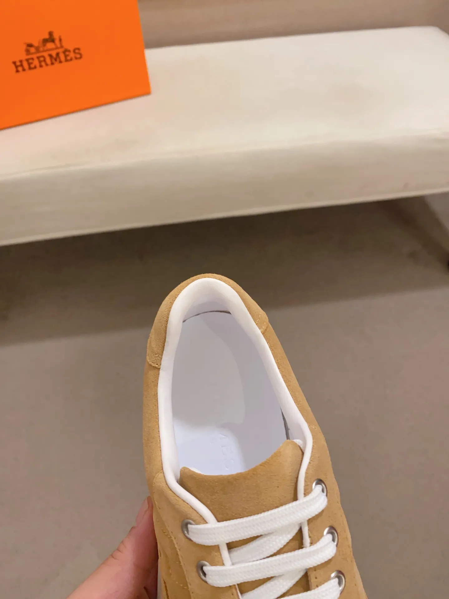 Ex-factory price: 500💰《HERMES》【Classic Original Version】Hermès; Top 🔝 Purchasing Agency 🔍🔍Men's latest 🇺🇸 counters are sold simultaneously, original imported from Italy ▲▲First-layer cowhide ▲▲ (high-end, extravagance and class) times) Exquisite workmanship (Italian 🇮🇹Imported water-dyed 🐂cowhide lining) sole: Original sole provided by the original factory, ⚠️exclusive double-layer activity·TPR·rubber·combined molded outsole; super comfortable·wear-resistant·non-slip·environmental protection The real thing is more beautiful if you take the real thing (high quality, follow the order), you can enter and exit the counter at will * Number of yards: 38·39·40·41·42·43·44# (can be customized 45.)